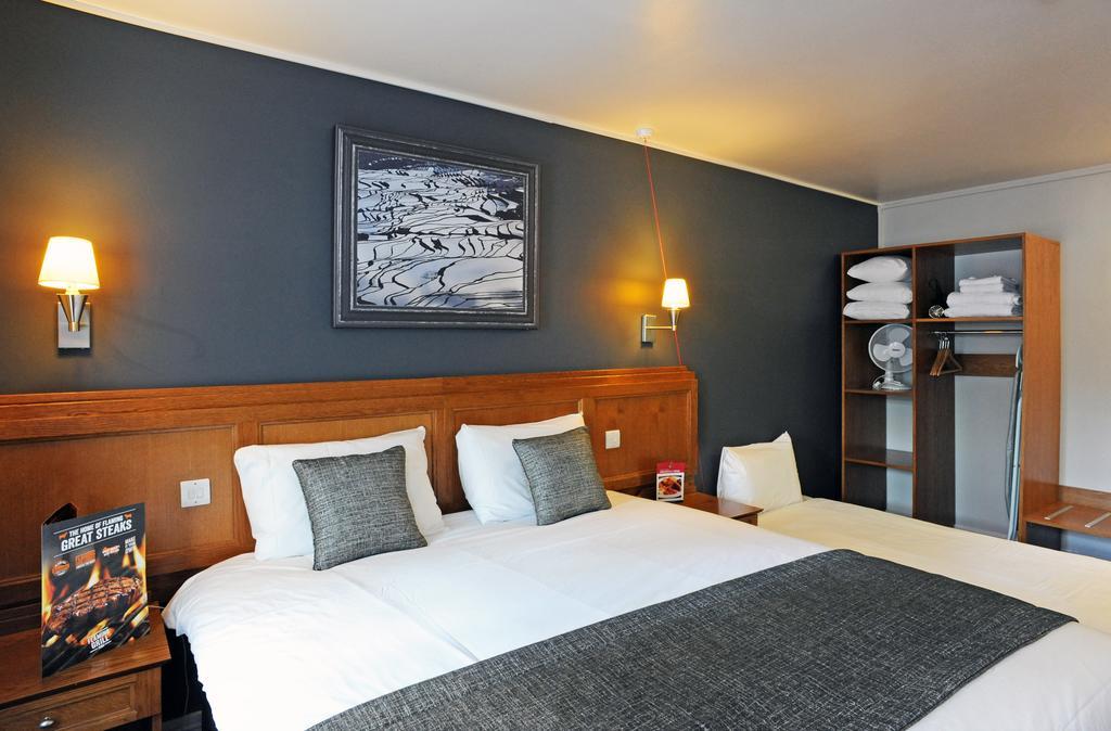 Brentwood Inn By Greene King Inns Rotherham Room photo