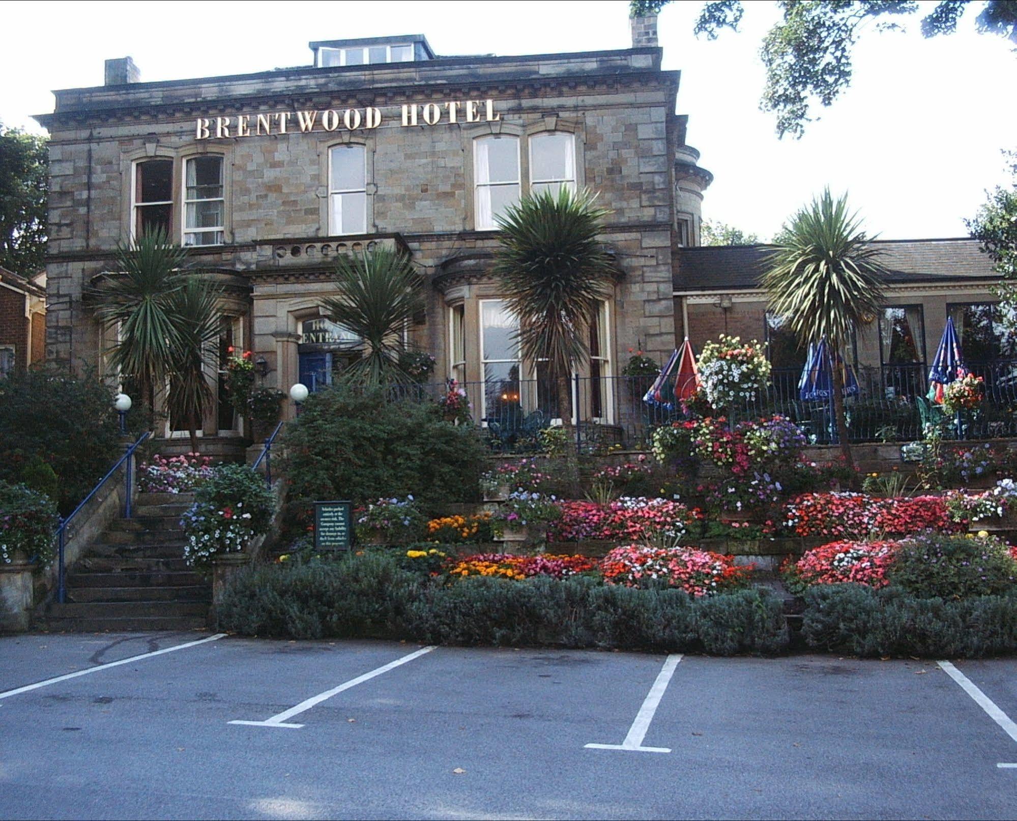 Brentwood Inn By Greene King Inns Rotherham Exterior photo